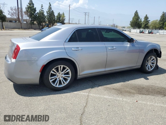 2016 Chrysler 300 C z VIN 2C3CCAEG7GH198120, wystawiony jako Copart lot #59880995 z przebiegiem 150 916 mil mil oraz Szkoda całkowita • Salvage title. Historia ofert i sprzedaży dostępna na DreamBid. Obrazek 3.