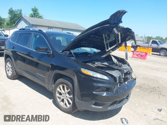 2017 Jeep Cherokee Latitude z VIN 1C4PJMCS4HW582693, wystawiony jako IAAI lot #42642337 z przebiegiem 49 839 mil mil oraz . Historia ofert i sprzedaży dostępna na DreamBid. Obrazek 1.