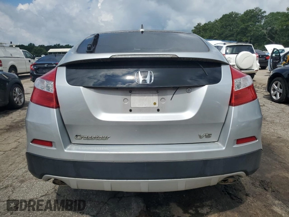 2013 Honda Crosstour EX z VIN 5J6TF1H33DL001982, wystawiony jako Copart lot #61656565 z przebiegiem 159 059 mil mil oraz Czysty tytuł • Clean title. Historia ofert i sprzedaży dostępna na DreamBid. Obrazek 6.