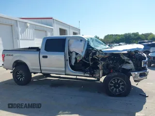 2018 Ford F-150 XL with VIN 1FTFW1E5XJKD38790, listed as a IAAI auction lot 42030996 with 1 mi miles. Bid and sale history available at carsss.com. Image 13.