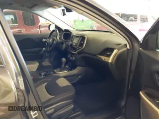 2018 Jeep Cherokee Latitude с VIN 1C4PJMCX8JD526558, выставлен на аукционе IAAI как лот 42396415 с пробегом 81 049 миль миль и . История ставок и продаж доступна на DreamBid. Изображение 5.