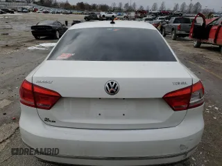 2015 Volkswagen Passat SEL Premium z VIN 1VWCV7A34FC093870, wystawiony jako Copart lot #45587835 z przebiegiem Nie podano mil oraz Szkoda całkowita • Salvage title. Historia ofert i sprzedaży dostępna na DreamBid. Obrazek 6.
