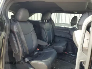 2024 Toyota Sienna XSE z VIN 5TDXSKFC0RS154398, wystawiony jako Copart lot #56039665 z przebiegiem 15 416 mil mil oraz Szkoda całkowita • Salvage title. Historia ofert i sprzedaży dostępna na DreamBid. Obrazek 11.