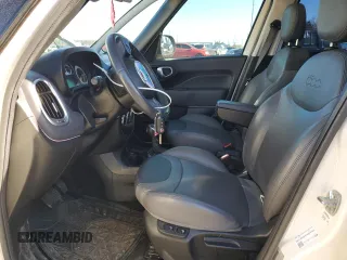 2017 FIAT 500L Trekking z VIN ZFBCFADH5HZ040117, wystawiony jako Copart lot #82126574 z przebiegiem 80 025 mil mil oraz Szkody całkowita. Historia ofert i sprzedaży dostępna na DreamBid. Obrazek 7.