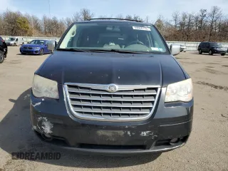 2010 Chrysler Town & Country Touring with VIN 2A4RR5D17AR392067, listed as a Copart auction lot 49026115 with 110,526 mi miles and Clean Title. Bid and sale history available at carsss.com. Image 5.
