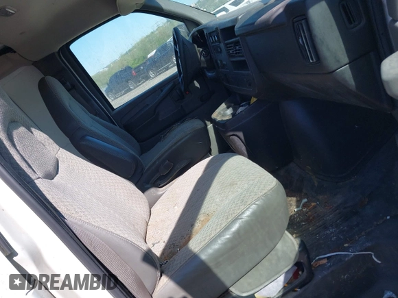 2008 Chevrolet Express Cargo с VIN 1GCFG15XX81173208, выставлен на аукционе IAAI как лот 42011971 с пробегом Не указан миль и . История ставок и продаж доступна на DreamBid. Изображение 5.