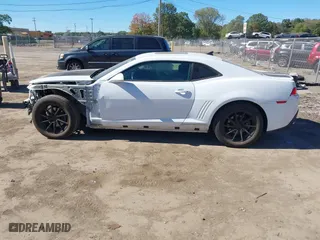 2014 Chevrolet Camaro LT with VIN 2G1FB1E34E9269086, listed as a IAAI auction lot 40530373 with 82,103 mi miles. Bid and sale history available at carsss.com. Image 15.