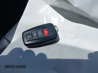 2024 Toyota RAV4 Hybrid XSE с VIN 4T3E6RFVXRU167468, выставлен на аукционе IAAI как лот 42351823 с пробегом 22 582 миль миль и . История ставок и продаж доступна на DreamBid. Изображение 11.
