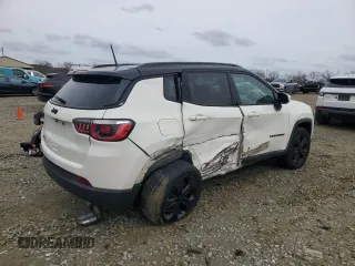 2018 Jeep Compass Latitude with VIN 3C4NJDBB0JT453466, listed as a Copart auction lot 51288935 with 94,886 mi miles and Salvage Title. Bid and sale history available at DreamBid. Image 3.