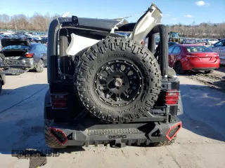 2004 Jeep Wrangler Rubicon with VIN 1J4FA69S74P785297, listed as a Copart auction lot 47332944 with 61,323 mi miles and Salvage Title. Bid and sale history available at carsss.com. Image 6.