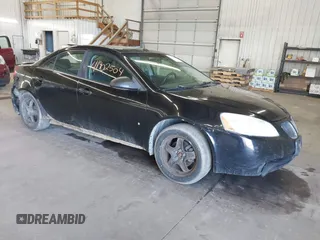 2008 Pontiac G6 with VIN 1G2ZG57B684157371, listed as a IAAI auction lot 41902504 with 188,507 mi miles. Bid and sale history available at carsss.com. Image 1.