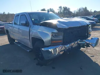 2017 Chevrolet Silverado 1500 LT with VIN 1GCVKREC3HZ307662, listed as a IAAI auction lot 41333606 with 172,896 mi miles. Bid and sale history available at carsss.com. Image 1.