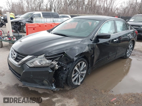 2016 Nissan Altima SR with VIN 1N4AL3AP8GC177922, listed as a IAAI auction lot 41802573 with 160,799 mi miles and . Bid and sale history available at carsss.com. Image 2.