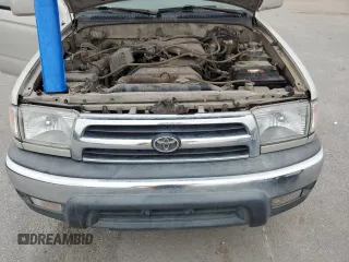 1999 Toyota 4Runner SR5 z VIN JT3GN86RXX0097565, wystawiony jako Copart lot #59844465 z przebiegiem Nie podano mil oraz Czysty tytuł • Clean title. Historia ofert i sprzedaży dostępna na DreamBid. Obrazek 12.