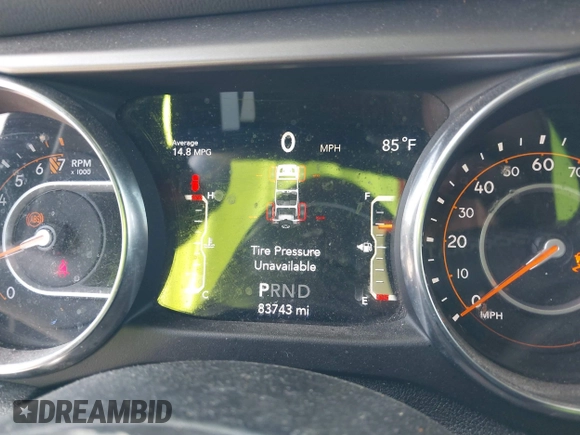 2018 Jeep Wrangler Unlimited Sahara z VIN 1C4HJXEG0JW245118, wystawiony jako IAAI lot #42066614 z przebiegiem 83 743 mil mil oraz . Historia ofert i sprzedaży dostępna na DreamBid. Obrazek 7.