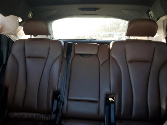 2018 Audi Q7 Premium Plus с VIN WA1LHAF79JD003452, выставлен на аукционе Copart как лот 43827545 с пробегом 61 387 миль миль и Списание • Salvage title. История ставок и продаж доступна на DreamBid. Изображение 10.
