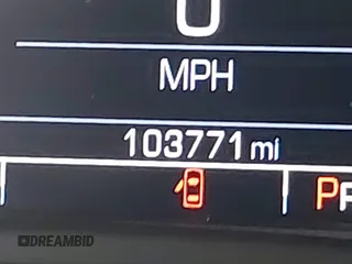 2018 Chevrolet Tahoe LT с VIN 1GNSKBKC7JR351112, выставлен на аукционе IAAI как лот 41732631 с пробегом 103 771 миль миль и . История ставок и продаж доступна на DreamBid. Изображение 15.