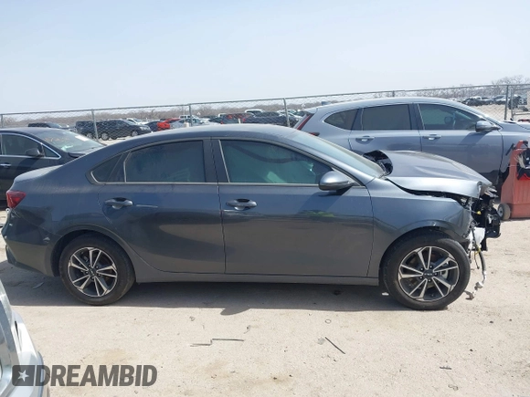 2024 Kia Forte LXS with VIN 3KPF24AD8RE800644, listed as a IAAI auction lot 41750529 with 12,339 mi miles and . Bid and sale history available at DreamBid. Image 13.