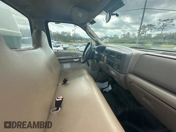 2003 Ford F-450 with VIN 1FDXF47P83ED47327, listed as a Copart auction lot 46125875 with 346,365 mi miles and Clean title. Bid and sale history available at DreamBid. Image 5.