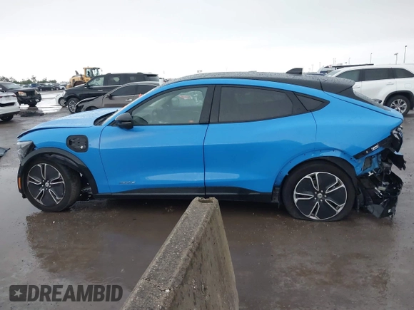 2023 Ford Mustang Mach-E Premium с VIN 3FMTK3R46PMA89994, выставлен на аукционе IAAI как лот 42195947 с пробегом Не указан миль и . История ставок и продаж доступна на DreamBid. Изображение 14.