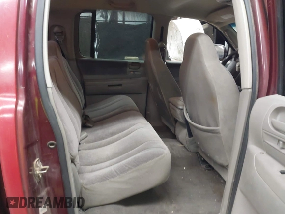 2001 Dodge Dakota Sport with VIN 1B7HL2AN81S296293, listed as a IAAI auction lot 41470036 with 203,323 mi miles. Bid and sale history available at carsss.com. Image 8.
