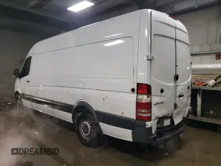 2014 Mercedes-Benz Sprinter Cargo EXT with VIN WD3PE8DC5E5838869, listed as a Copart auction lot 44846725 with 339,493 mi miles and Salvage Title. Bid and sale history available at carsss.com. Image 2.