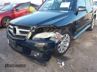 2010 Mercedes-Benz GLK 350 with VIN WDCGG5GB5AF401535, listed as a IAAI auction lot 41505275 with 164,921 mi miles and . Bid and sale history available at DreamBid. Image 6.