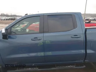 2024 Chevrolet Silverado 1500 LT with VIN 1GCPDKEK9RZ280356, listed as a IAAI auction lot 41074093 with 5,586 mi miles. Bid and sale history available at carsss.com. Image 14.
