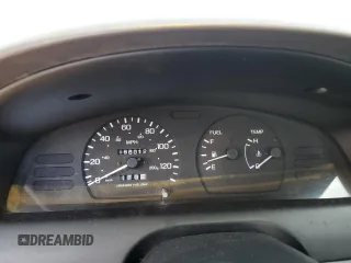 1997 Nissan Sentra XE z VIN 3N1AB41D3VL035555, wystawiony jako Copart lot #76200984 z przebiegiem 166 012 mil mil oraz Szkoda całkowita • Salvage title. Historia ofert i sprzedaży dostępna na DreamBid. Obrazek 9.