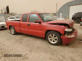 2001 Chevrolet Silverado 1500 LS with VIN 2GCEC19T411110961, listed as a Copart auction lot 49199325 with 212,257 mi miles and Salvage Title. Bid and sale history available at DreamBid. Image 4.