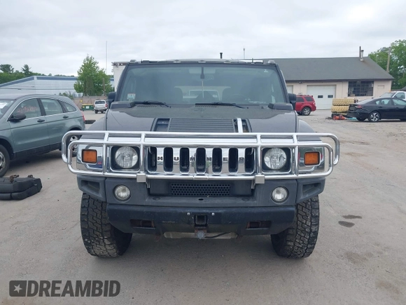 2006 Hummer H2 z VIN 5GRGN23U26H119476, wystawiony jako IAAI lot #42389980 z przebiegiem 223 949 mil mil oraz . Historia ofert i sprzedaży dostępna na DreamBid. Obrazek 12.