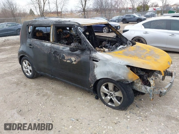 2017 Kia Soul with VIN KNDJN2A29H7488885, listed as a IAAI auction lot 41825703 with 1 mi miles. Bid and sale history available at carsss.com. Image 1.