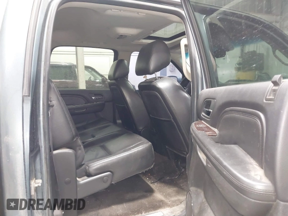 2011 GMC Sierra 1500 Denali z VIN 3GTP2XE26BG100503, wystawiony jako IAAI lot #41755606 z przebiegiem 185 277 mil mil oraz . Historia ofert i sprzedaży dostępna na DreamBid. Obrazek 8.