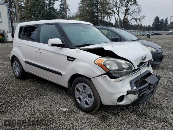 2012 Kia Soul with VIN KNDJT2A59C7449254, listed as a Copart auction lot 88264175 with 132,614 mi miles and Clean Title. Bid and sale history available at carsss.com. Image 4.