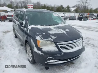 2013 Chrysler Town & Country Touring with VIN 2C4RC1BG8DR745203, listed as a IAAI auction lot 41572881 with 158,385 mi miles. Bid and sale history available at carsss.com. Image 1.
