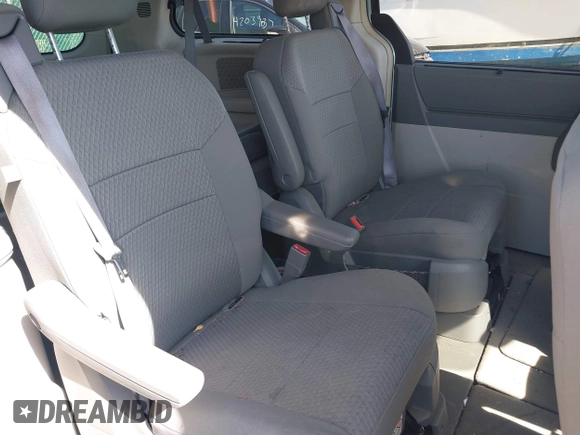 2008 Chrysler Town & Country Touring with VIN 2A8HR54P68R115192, listed as a IAAI auction lot 42141588 with 239,819 mi miles. Bid and sale history available at carsss.com. Image 8.