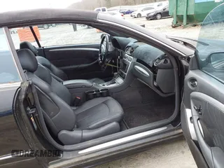 2004 Mercedes-Benz CLK 500 z VIN WDBTK75G24T012126, wystawiony jako IAAI lot #41514021 z przebiegiem 135 901 mil mil oraz . Historia ofert i sprzedaży dostępna na DreamBid. Obrazek 5.