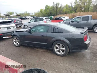 2008 Ford Mustang GT Deluxe with VIN 1ZVHT82HX85117723, listed as a IAAI auction lot 42015967 with 120,406 mi miles and . Bid and sale history available at carsss.com. Image 14.