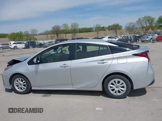 2020 Toyota Prius L Eco with VIN JTDKARFU5L3117287, listed as a IAAI auction lot 42202426 with 122,870 mi miles and . Bid and sale history available at DreamBid. Image 14.