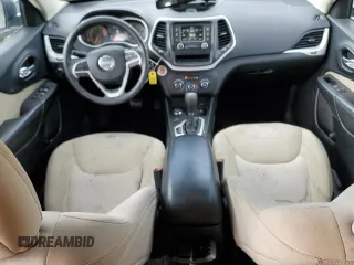2017 Jeep Cherokee Altitude with VIN 1C4PJMAS7HW512463, listed as a Copart auction lot 45341865 with 90,178 mi miles and Salvage title. Bid and sale history available at DreamBid. Image 8.
