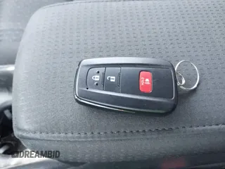 2016 Toyota Prius Two z VIN JTDKBRFU5G3014163, wystawiony jako IAAI lot #42475556 z przebiegiem 157 873 mil mil oraz . Historia ofert i sprzedaży dostępna na DreamBid. Obrazek 11.