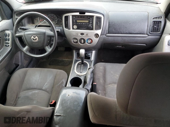2005 Mazda Tribute i with VIN 4F2YZ02Z55KM63784, listed as a Copart auction lot 82362674 with Not Provided miles and Salvage Title. Bid and sale history available at carsss.com. Image 8.