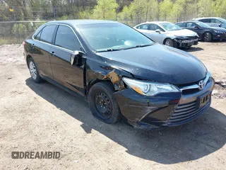 2015 Toyota Camry XLE z VIN 4T4BF1FK5FR505945, wystawiony jako IAAI lot #42114226 z przebiegiem 197 032 mil mil oraz . Historia ofert i sprzedaży dostępna na DreamBid. Obrazek 1.