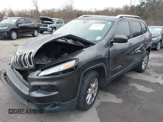2018 Jeep Cherokee Latitude Plus with VIN 1C4PJLLB6JD518537, listed as a IAAI auction lot 41458748 with 82,093 mi miles. Bid and sale history available at carsss.com. Image 17.
