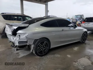 2020 Mercedes-Benz C 300 с VIN WDDWJ8DB7LF942331, выставлен на аукционе Copart как лот 46674995 с пробегом 26 267 миль миль и Списание • Salvage title. История ставок и продаж доступна на DreamBid. Изображение 3.