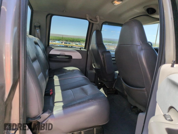 2001 Ford F-250 XL with VIN 1FTNW21F61EB84674, listed as a Copart auction lot 53078865 with 232,358 mi miles and Salvage title. Bid and sale history available at DreamBid. Image 10.