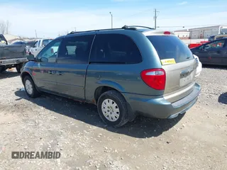 2005 Chrysler Town & Country LX with VIN 2C4GP44R75R267644, listed as a IAAI auction lot 42122611 with 107,802 mi miles and . Bid and sale history available at DreamBid. Image 3.