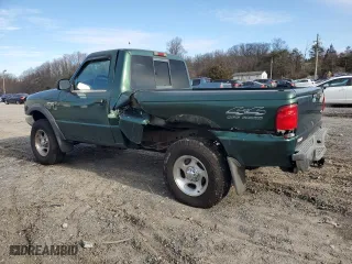 2000 Ford Ranger XLT with VIN 1FTYR11X0YTA32855, listed as a Copart auction lot 84517284 with 100,235 mi miles and Salvage Title. Bid and sale history available at carsss.com. Image 2.