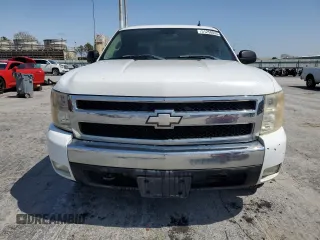 2007 Chevrolet Silverado 1500 LT w/1LT with VIN 3GCEC13J07G528408, listed as a Copart auction lot 51258035 with 134,765 mi miles and Clean Title. Bid and sale history available at carsss.com. Image 5.