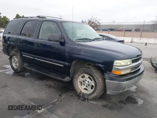 2004 Chevrolet Tahoe LS with VIN 1GNEC13T64J195165, listed as a IAAI auction lot 41446654 with 351,992 mi miles. Bid and sale history available at carsss.com. Image 1.